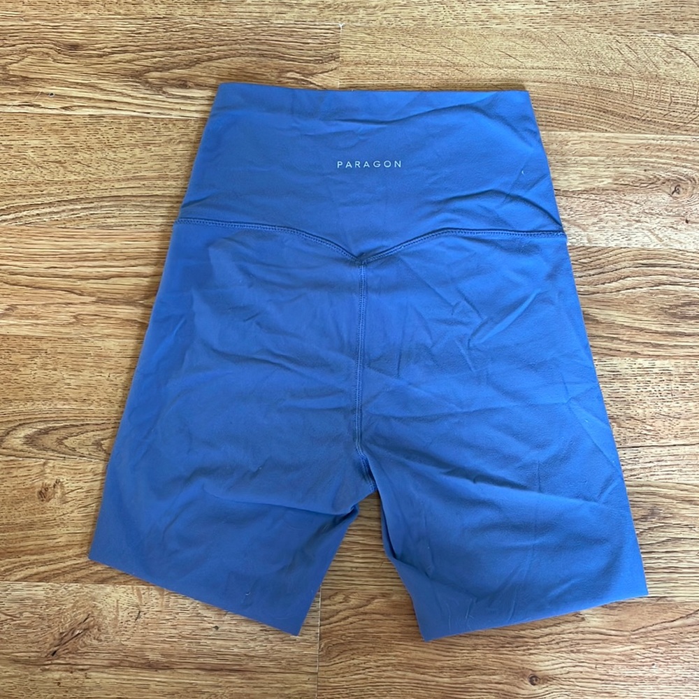 Cross waist Paragon biker shorts
